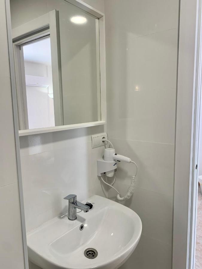 Hostal Sango Sierra De Las Nieves Alozaina 외부 사진