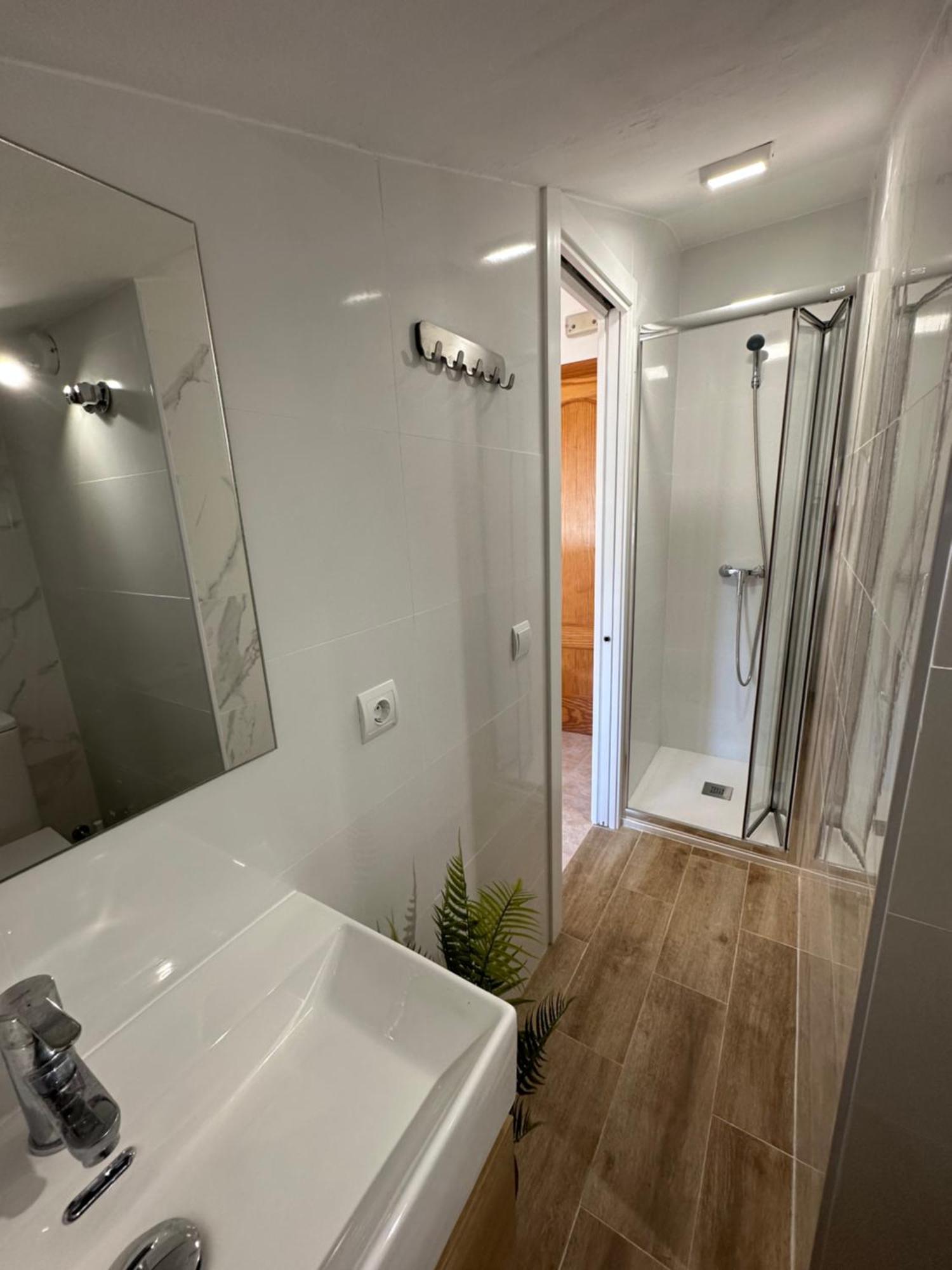Hostal Sango Sierra De Las Nieves Alozaina 외부 사진
