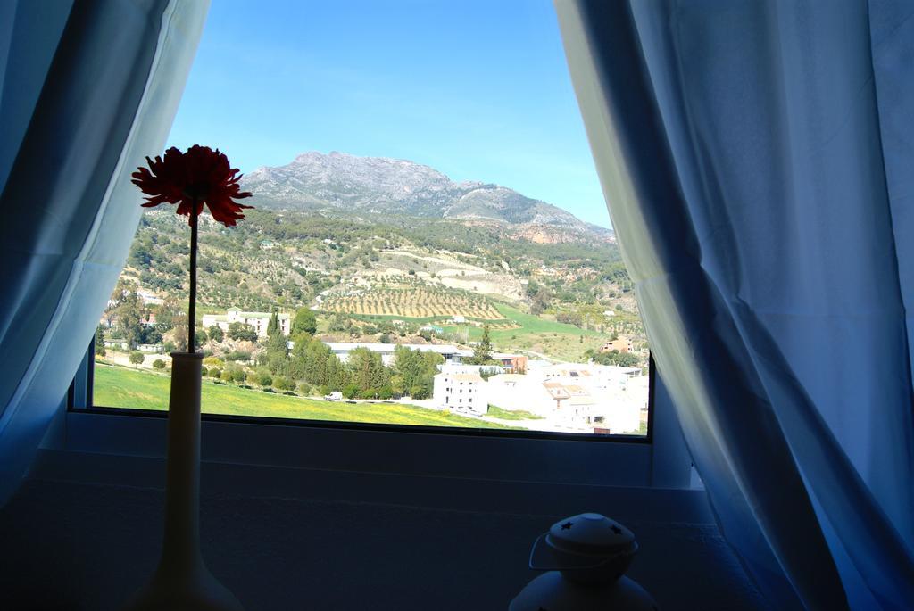Hostal Sango Sierra De Las Nieves Alozaina 외부 사진