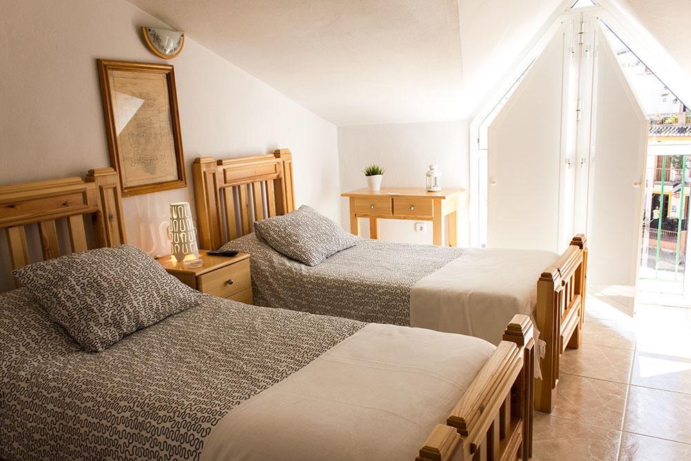 Hostal Sango Sierra De Las Nieves Alozaina 외부 사진